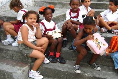 Россия направила Кубе и Никарагуа $10 млн на школьное питание