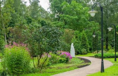 Сиреневый сад открылся в парке «Сокольники» после ремонта