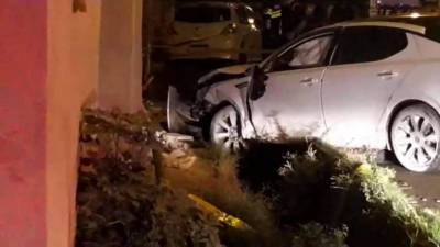Машина наехала на пешеходов на окраине Тбилиси – трое человек погибли