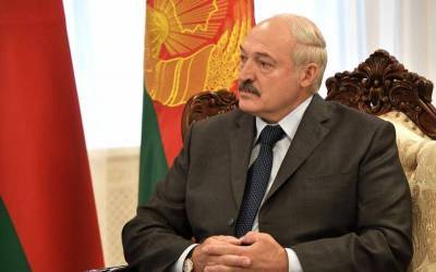 Зачем Лукашенко отдал приказ о переброске бригады ВДВ на запад