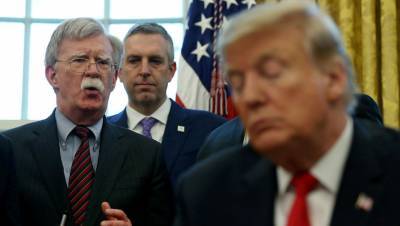 Болтон: Трамп может объявить о выходе США из НАТО до выборов