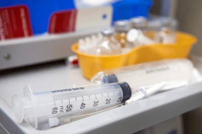 Гинцбург назвал сроки начала третьего этапа испытаний вакцины от коронавируса