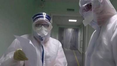 Ярославские студенты-медики все свободное время посвящают работе, помогая ставить на ноги пациентов с COVID-19