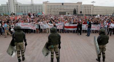 Экс-депутат Госдумы объяснил, почему протесты в Беларуси для Путина опаснее Хабаровска