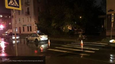 Опубликованы кадры с места смертельной аварии с пешеходом в Петербурге