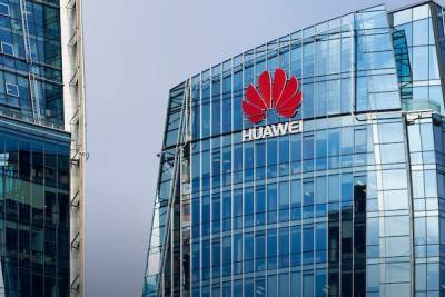 Смартфоны Huawei и Honor могут остаться без банковских приложений