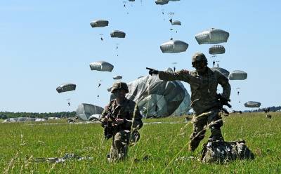 В НАТО открестились от переброски войск к границам Белоруссии