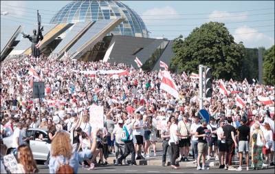 Двести тысяч человек на Марше за свободу. Такого Минск еще не видел
