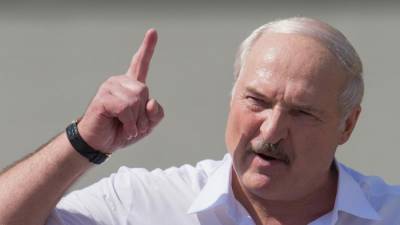 Лукашенко обвинил оппозицию в жестокости в столкновениях с силовиками