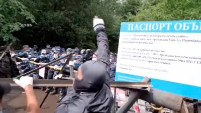 Новости напоминают сводки с театра военных действий, в Хабаровске продолжаются протесты, с горы Куштау выгнали захватчиков