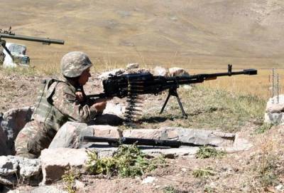 В Баку обвинили Вооруженных силы Армении в нарушении перемирия