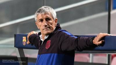 Руководство "Барселоны" уволило главного тренера клуба после неудачи в ЛЧ