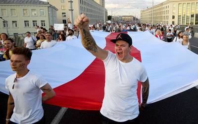 "Нас хотят одеть в лапти": как прошли воскресные митинги в Белоруссии
