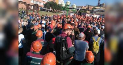 Заводы БелАЗ и МТЗ протестуют, в Беларуси готовится масштабнейшая забастовка (фото, видео)