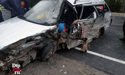 Появились фото страшной аварии на трассе в Карелии, в которой погибла пассажирка