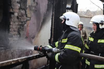 В выходные спасатели в Липецкой области тушили пожары 39 раз
