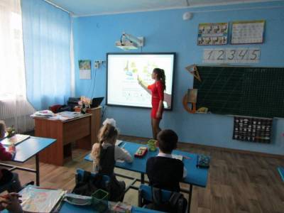 Степанов: с 1 сентября в условиях карантина дети должны пойти в школы