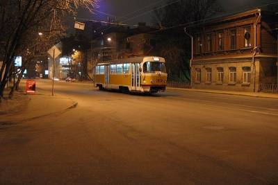 Жительница Краснодара отметила свой день рождения в трамвае