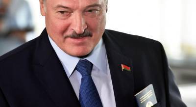 Лукашенко заявил о готовности поделиться президентскими полномочиями