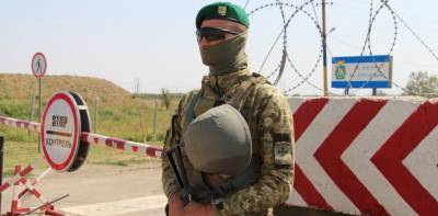 Киевский эксперт рассказал, чем грозит Украине закрытие границы с Крымом