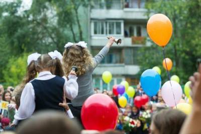 В НРК оценили предложение о введении дополнительного выходного родителям 1 сентября