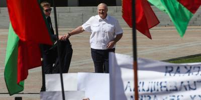 Европарламент не признал Лукашенко избранным президентом и объявил его персоной нон грата в ЕС