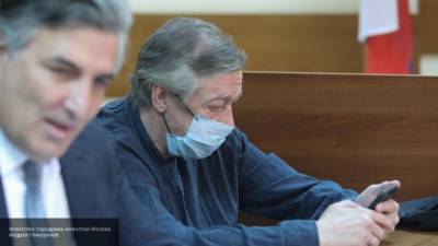Адвокат Пашаев: Ефремов готов дать показания в суде 18 августа