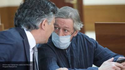 Адвокат Ефремова заявил о готовности актера дать показания