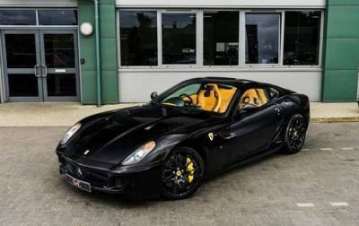 Эрик Клэптон выставил на продажу свой Ferrari