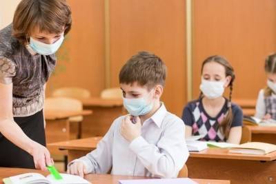 В Чувашии детей в школах не будут заставлять носить маски