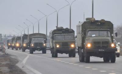 На белорусских дорогах заметили много военной техники. Куда она едет?