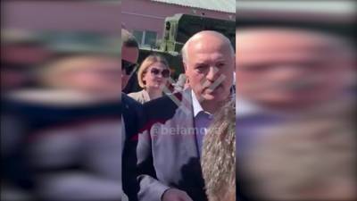 "Разберемся жестоко": Лукашенко пригрозил протестующим рабочим