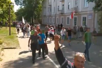Оппозиция призвала белорусов оккупировать центр Минска и штурмовать СИЗО