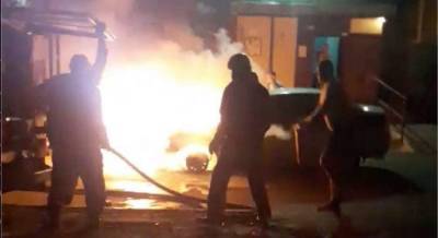 Спасатели назвали вероятную причину возгорания автомобиля редакции "Схем"