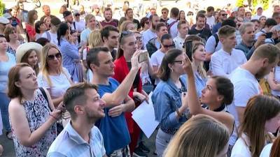 В Белоруссии на ряде крупных предприятий продолжаются забастовки не согласных с итогами выборов