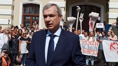 Уволен поддержавший протестующих экс-министр культуры Белоруссии Павел Латушко