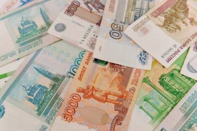 Задолженность по зарплате в России за июль снизилась до 2,18 миллиарда рублей