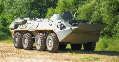 В Беларуси переполох из-за военной техники на дорогах страны: стало известно, куда она едет | Мир | OBOZREVATEL