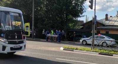 "Пора делать дорожки": велосипедист угодил под колеса авто в Ярославле