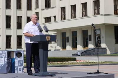 Лукашенко рассказал о своем предложении пересчитать голоса