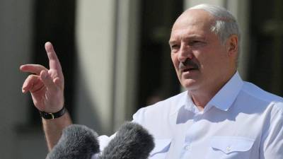 Лукашенко рассказал о звонке желавшей «поговорить» Меркель