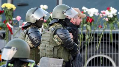 Прилепин заявил, что при задержании 33 россиян спецназ Белоруссии был жесток