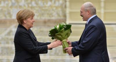 Лукашенко подтвердил звонок от Меркель: о чем говорили политики