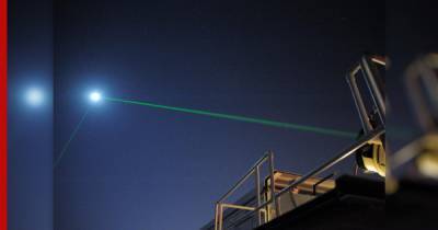 Астрономы выстрелили лазером в орбитальный лунный модуль