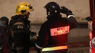 Человек погиб при пожаре в жилом доме в Москве