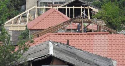"Новый цвет, новая культура": Пашинян показал, как восстанавливают дома в Айгепаре