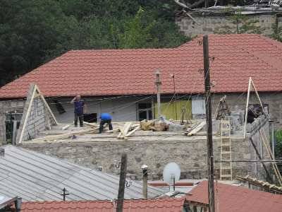 Пашинян: Нанесенный азербайджанской артиллерией пограничному Айгепару ущерб восстанавливается
