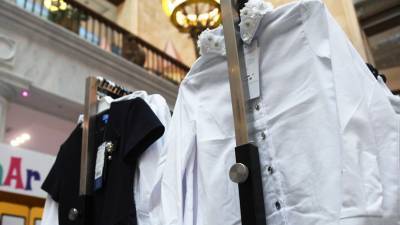 Специалисты Роскачества провели исследование школьных блузок