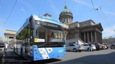 Современные автобусы начнут курсировать по петербургским маршрутам