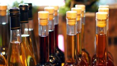 На Софийской изъяли 850 литров алкоголя без лицензии
